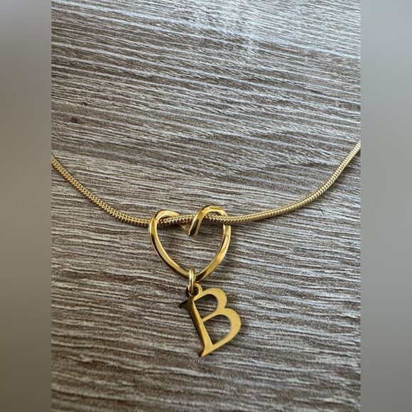 Heart Necklace with Initial B Pendant A1425 - Picture 3 of 4